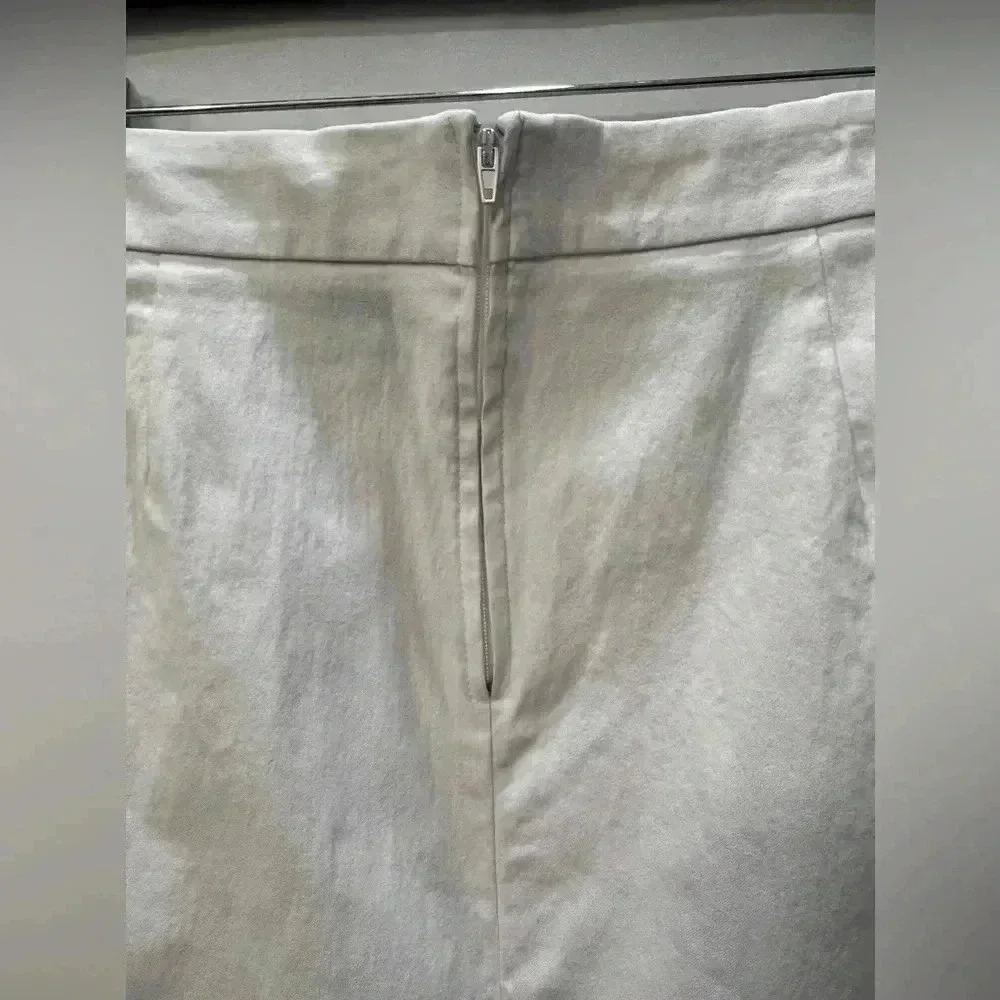 White Pencil Skirt Size Small​​ - Picture 6 of 8